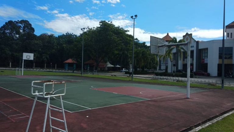 BASKETBALL KSAJS – UPSI | Pusat Sukan